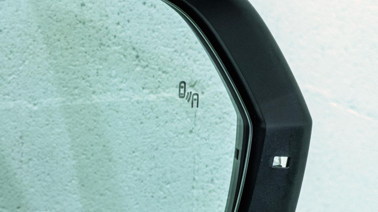 2023 Volkswagen Atlas 3.6L V6 SEL Premium R-Line 4MOTION Tallmadge OH