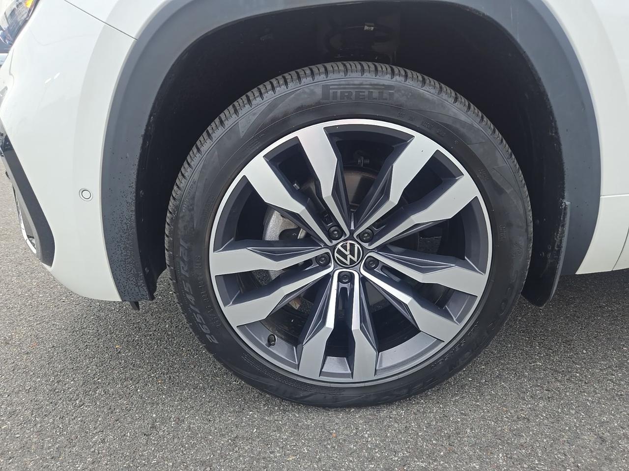 2023 Volkswagen Atlas 3.6L V6 SEL Premium R-Line Fredericksburg VA