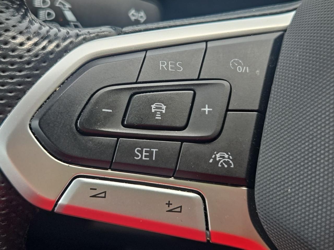 2023 Volkswagen Atlas 3.6L V6 SEL Premium R-Line Fredericksburg VA