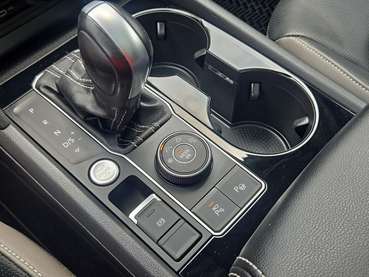 2023 Volkswagen Atlas 3.6L V6 SEL Premium R-Line Fredericksburg VA