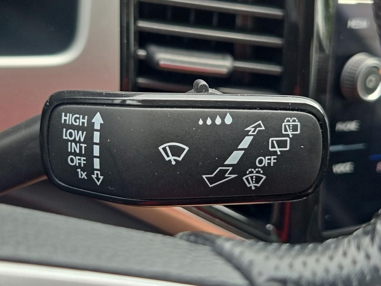 2023 Volkswagen Atlas 3.6L V6 SEL Premium R-Line Fredericksburg VA
