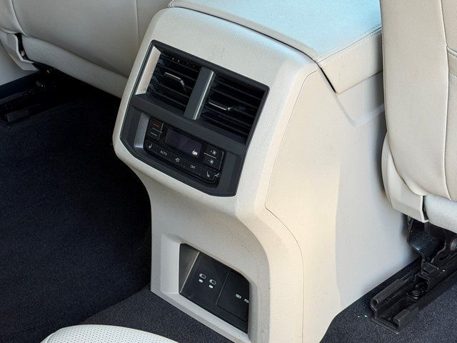 2023 Volkswagen Atlas 3.6L V6 SEL Premium R-Line Springfield VA