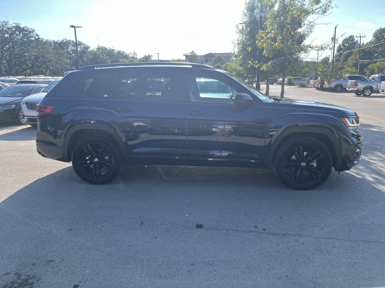 2023 Volkswagen Atlas 3.6L V6 SEL R-Line Black