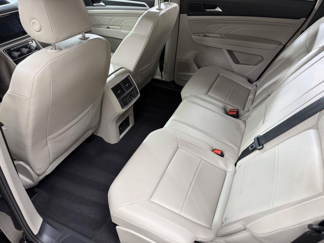 2023 Volkswagen Atlas 3.6L V6 SEL R-Line Annapolis MD