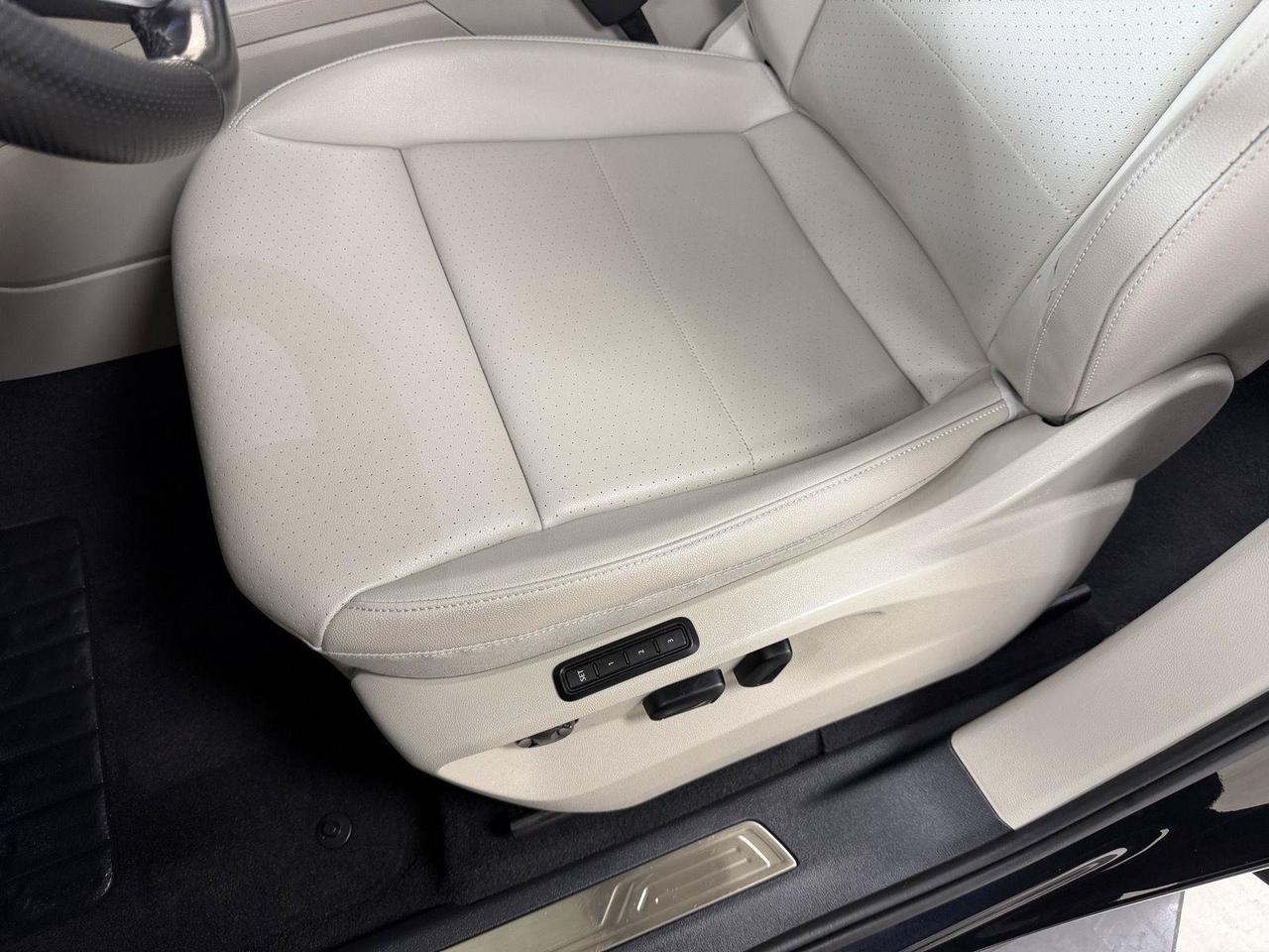 2023 Volkswagen Atlas 3.6L V6 SEL R-Line Annapolis MD