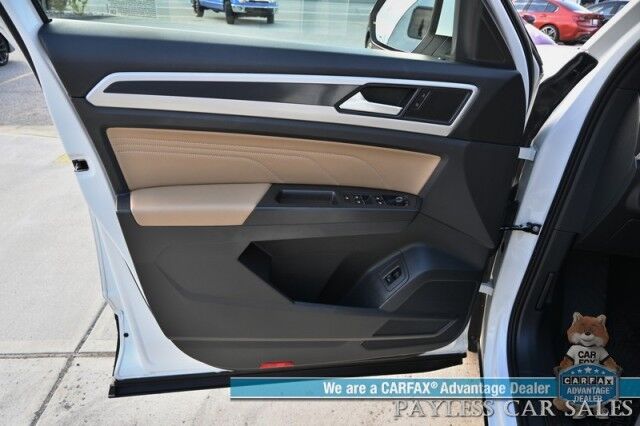 2023 Volkswagen Atlas Cross Sport 2.0T SE / AWD / Power & Heated Leather Seats / Panoramic Sunroof / Auto Start / Apple CarPlay & Android Auto / Blind Spot & Collision Alert / Lane Depart Alert / Keyless Enry & Start / 1-Owner Anchorage AK