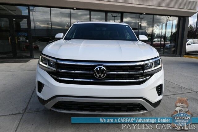 2023 Volkswagen Atlas Cross Sport 2.0T SE / AWD / Power & Heated Leather Seats / Panoramic Sunroof / Auto Start / Apple CarPlay & Android Auto / Blind Spot & Collision Alert / Lane Depart Alert / Keyless Enry & Start / 1-Owner Anchorage AK