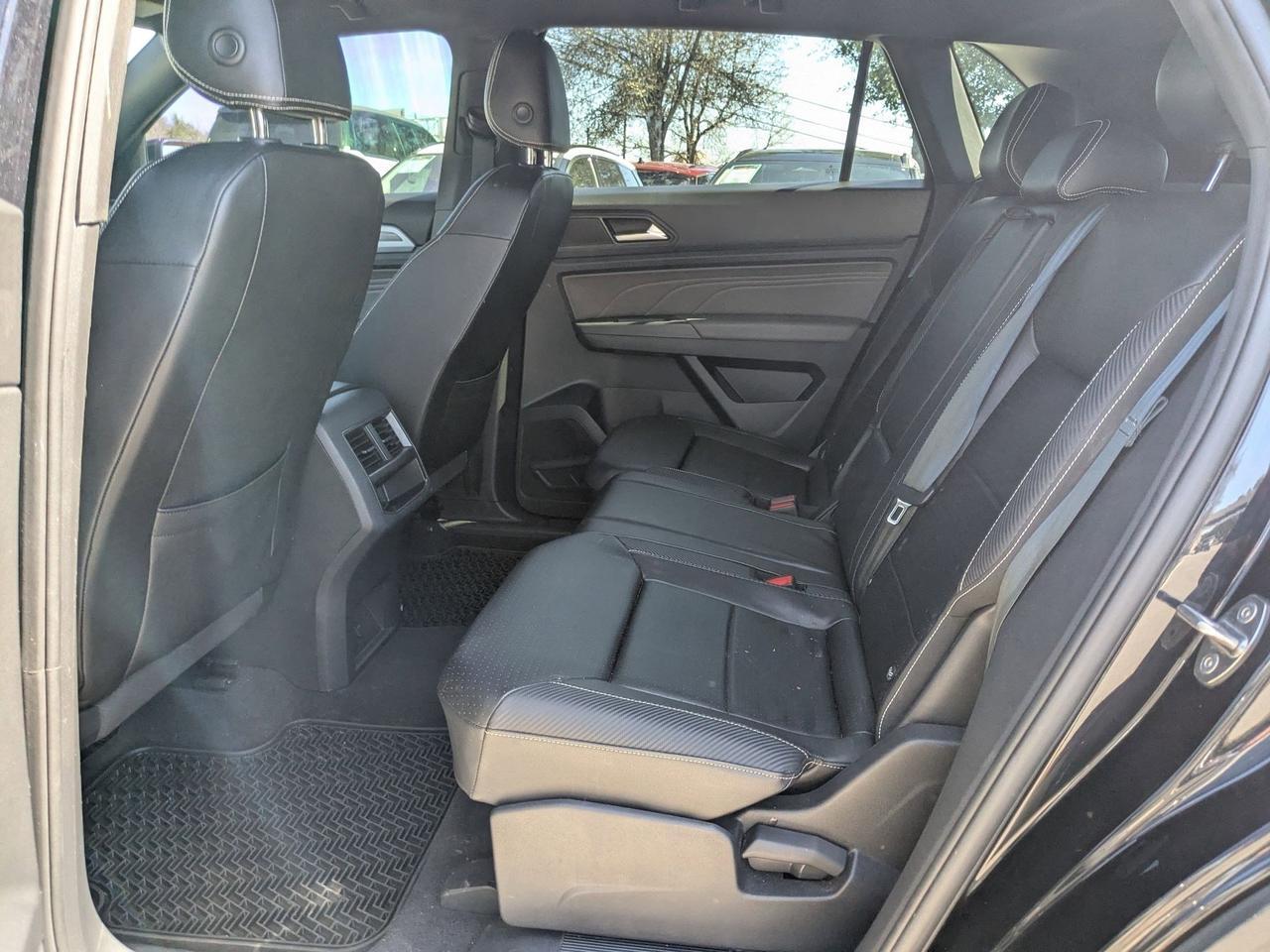 2023 Volkswagen Atlas Cross Sport 2.0T SE