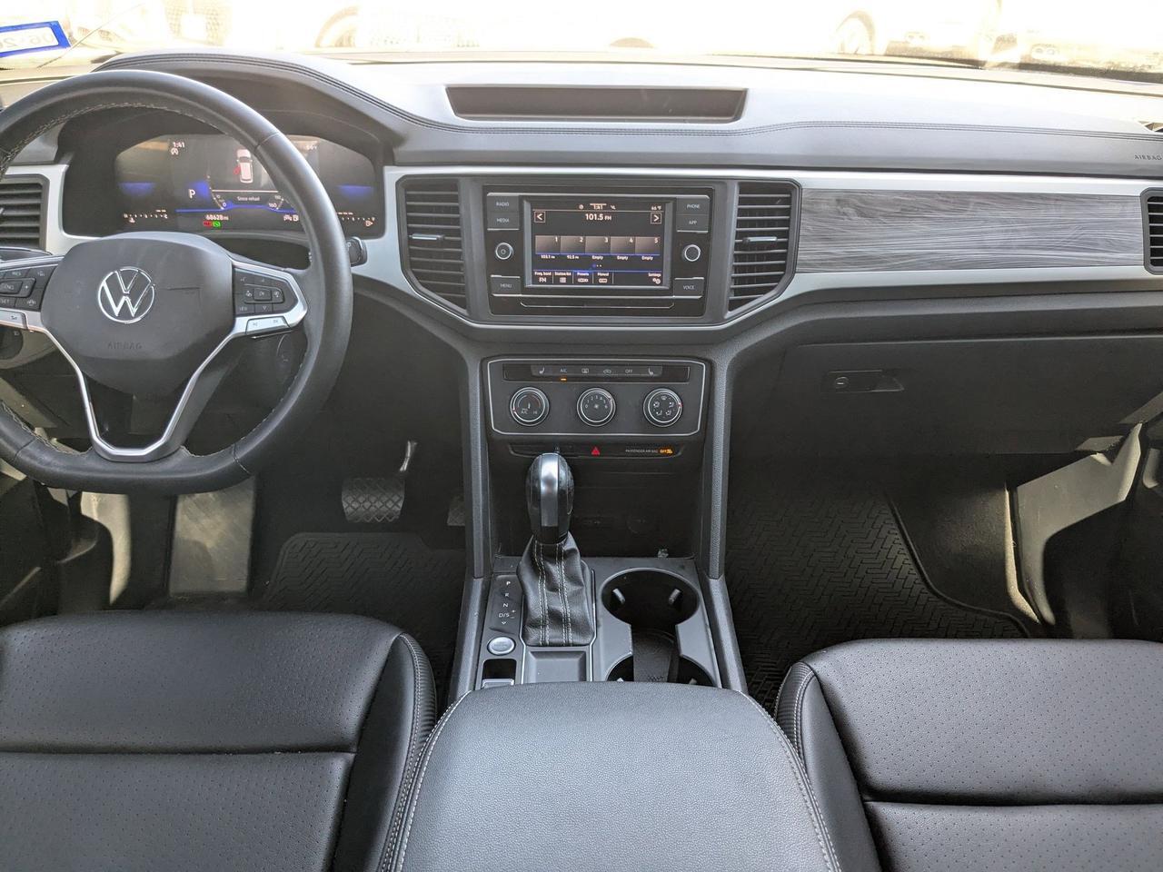 2023 Volkswagen Atlas Cross Sport 2.0T SE