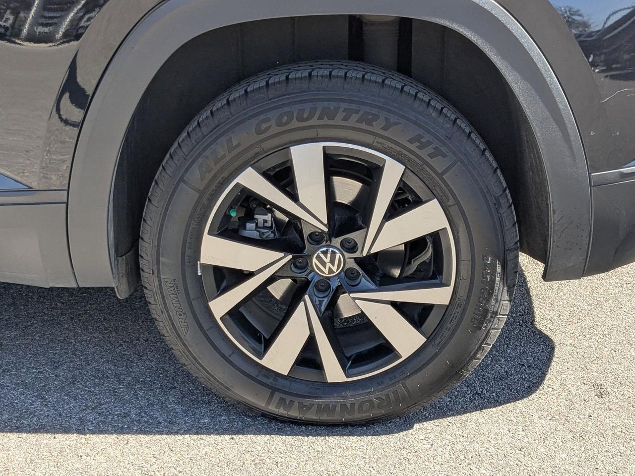 2023 Volkswagen Atlas Cross Sport 2.0T SE