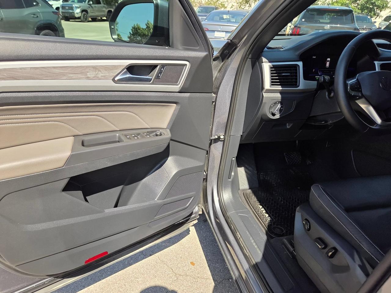 2023 Volkswagen Atlas Cross Sport 2.0T SE San Antonio TX