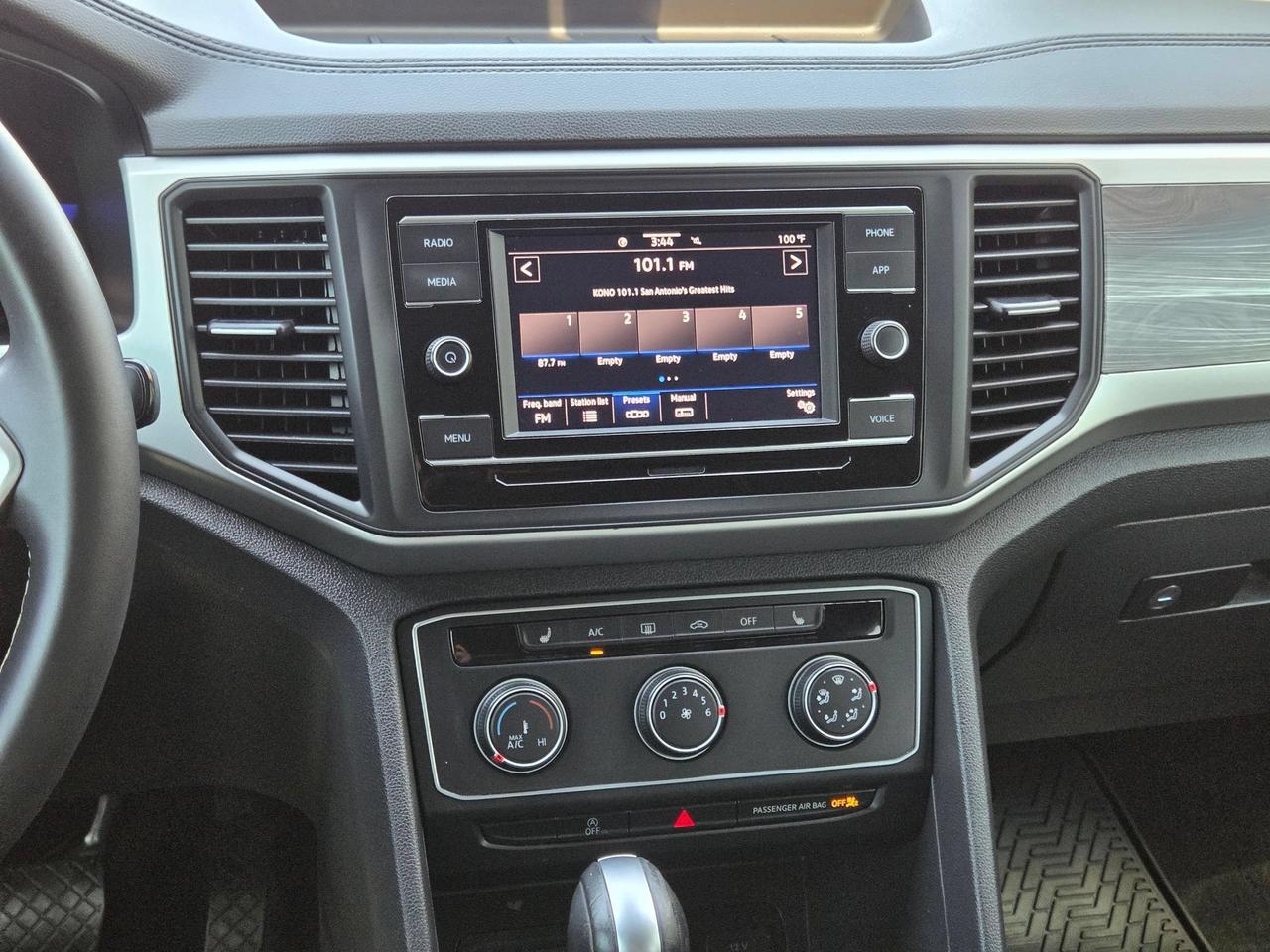 2023 Volkswagen Atlas Cross Sport 2.0T SE San Antonio TX
