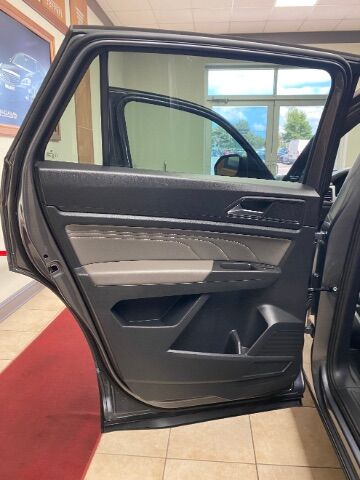 2023 Volkswagen Atlas Cross Sport 2.0T SE w/Technology Charlotte NC