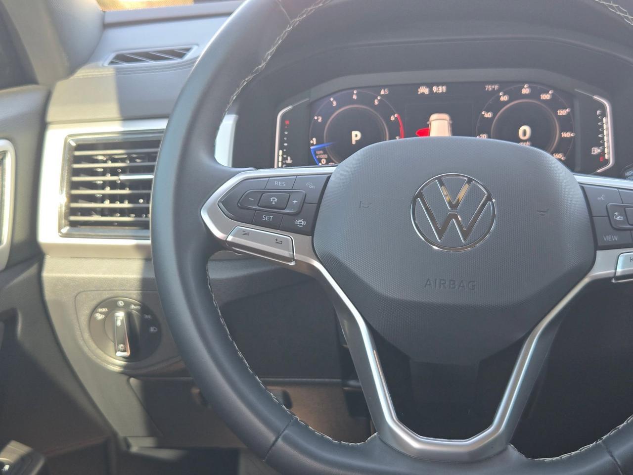 2023 Volkswagen Atlas Cross Sport 2.0T SE w/Technology Castroville TX