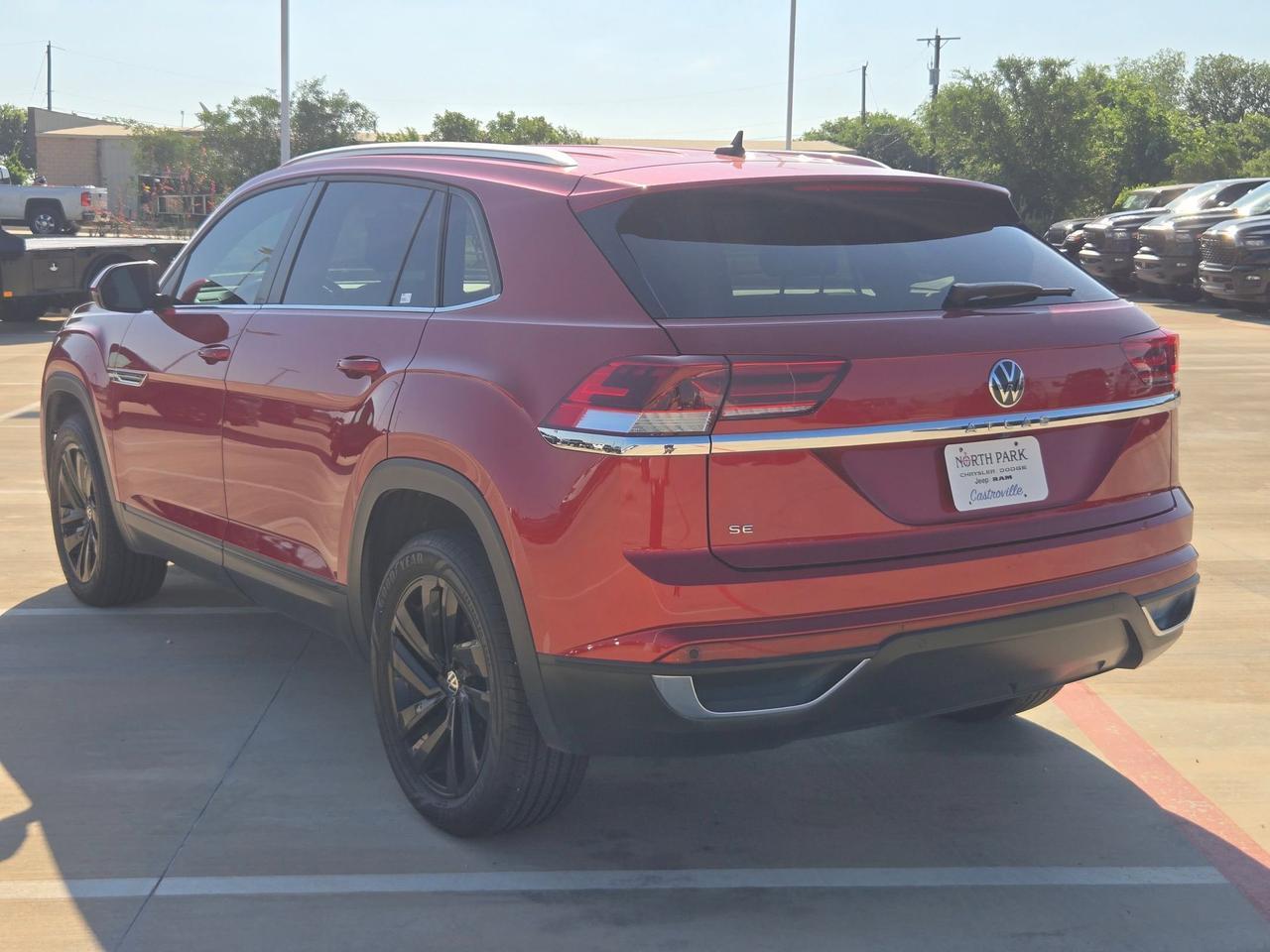 2023 Volkswagen Atlas Cross Sport 2.0T SE w/Technology Castroville TX