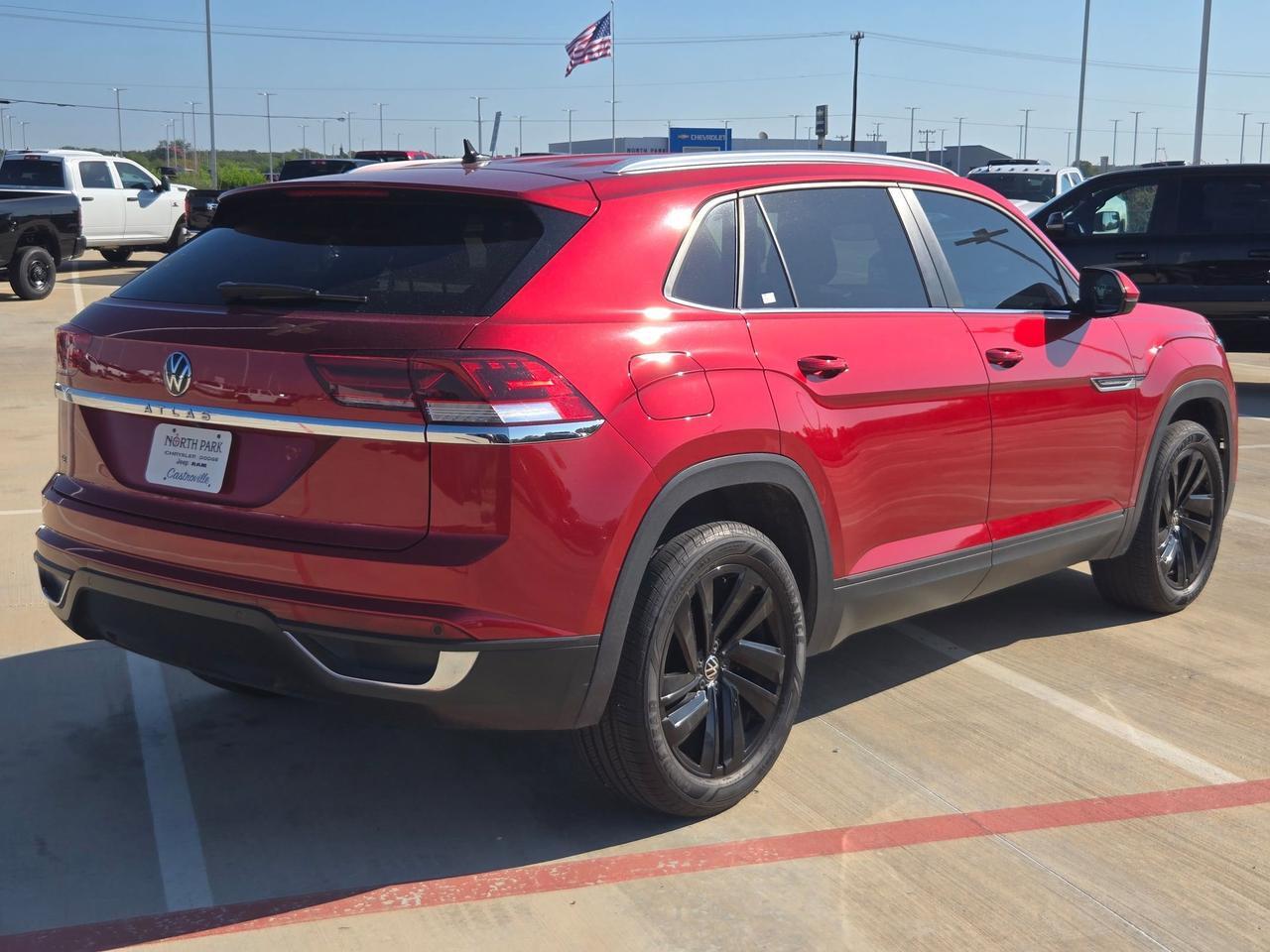 2023 Volkswagen Atlas Cross Sport 2.0T SE w/Technology