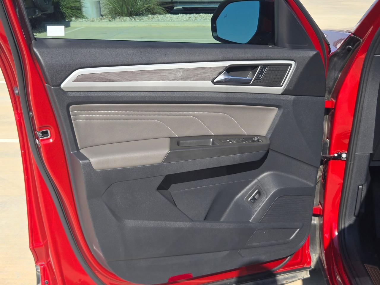2023 Volkswagen Atlas Cross Sport 2.0T SE w/Technology Castroville TX