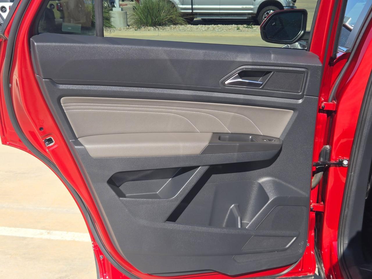 2023 Volkswagen Atlas Cross Sport 2.0T SE w/Technology Castroville TX