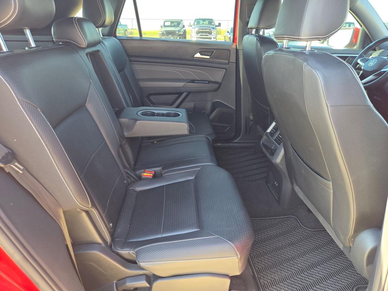 2023 Volkswagen Atlas Cross Sport 2.0T SE w/Technology Castroville TX