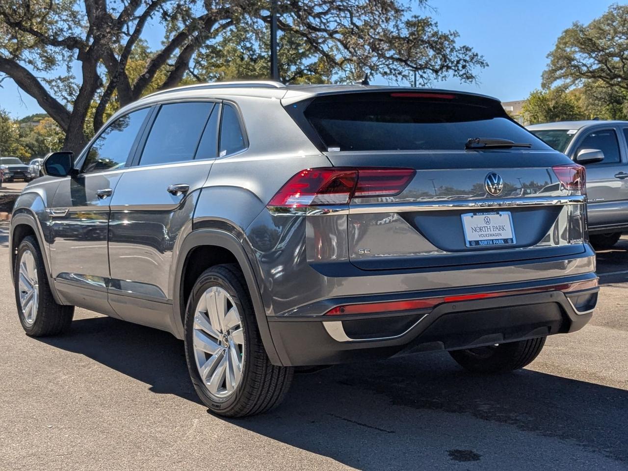 2023 Volkswagen Atlas Cross Sport 2.0T SE w/Technology San Antonio TX