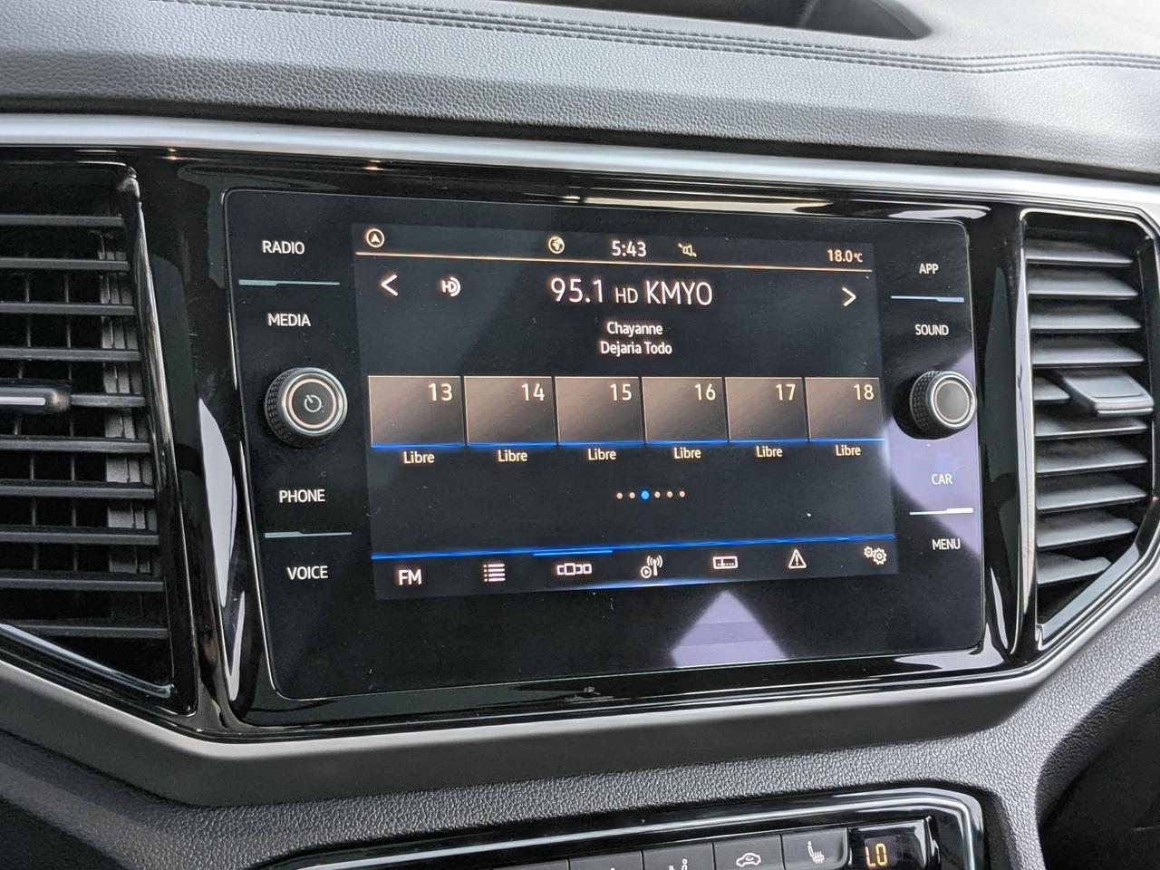 2023 Volkswagen Atlas Cross Sport 2.0T SE w/Technology San Antonio TX