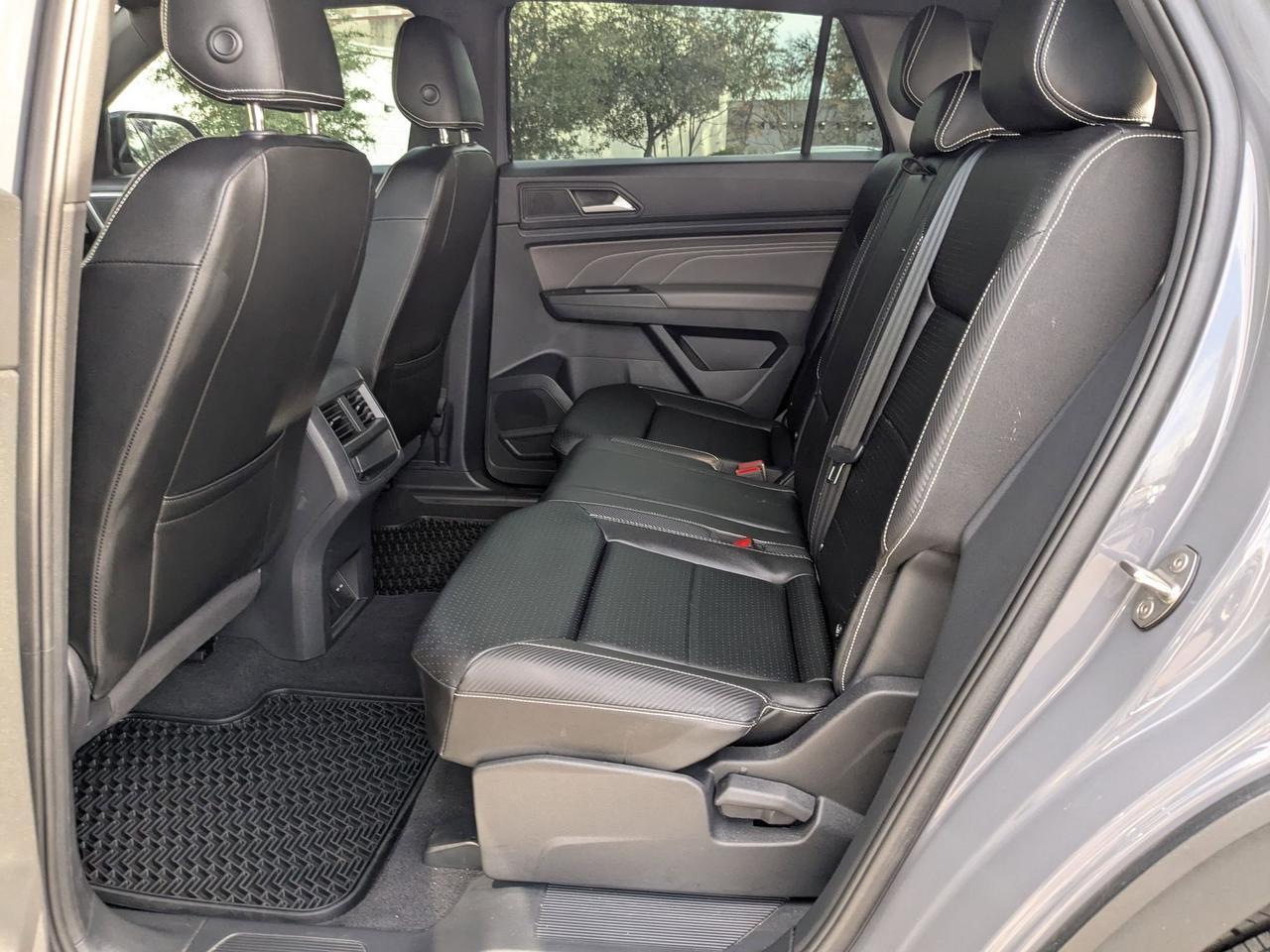 2023 Volkswagen Atlas Cross Sport 2.0T SEL R-Line Black San Antonio TX