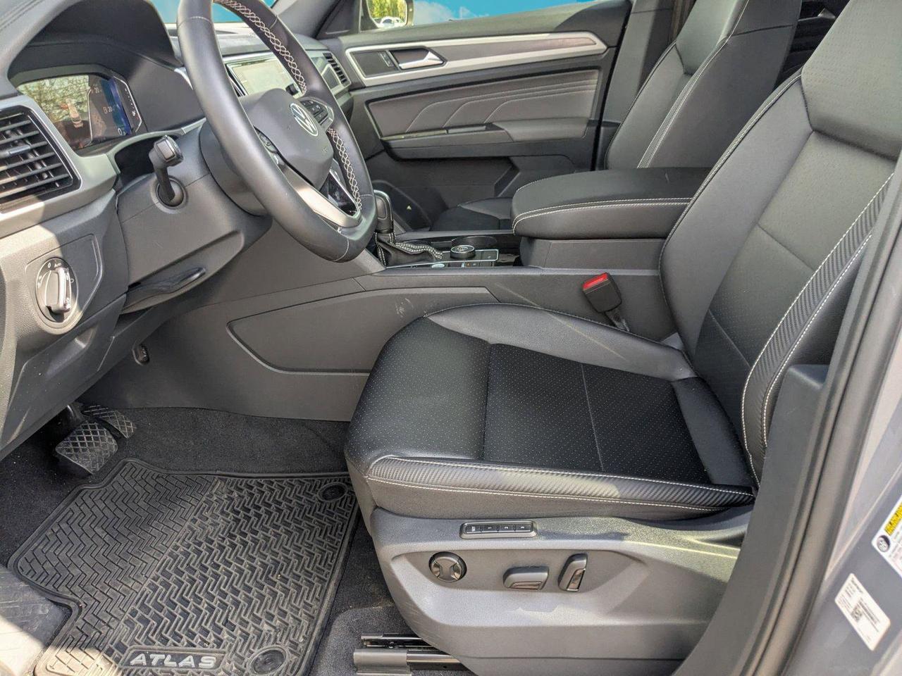 2023 Volkswagen Atlas Cross Sport 2.0T SEL San Antonio TX