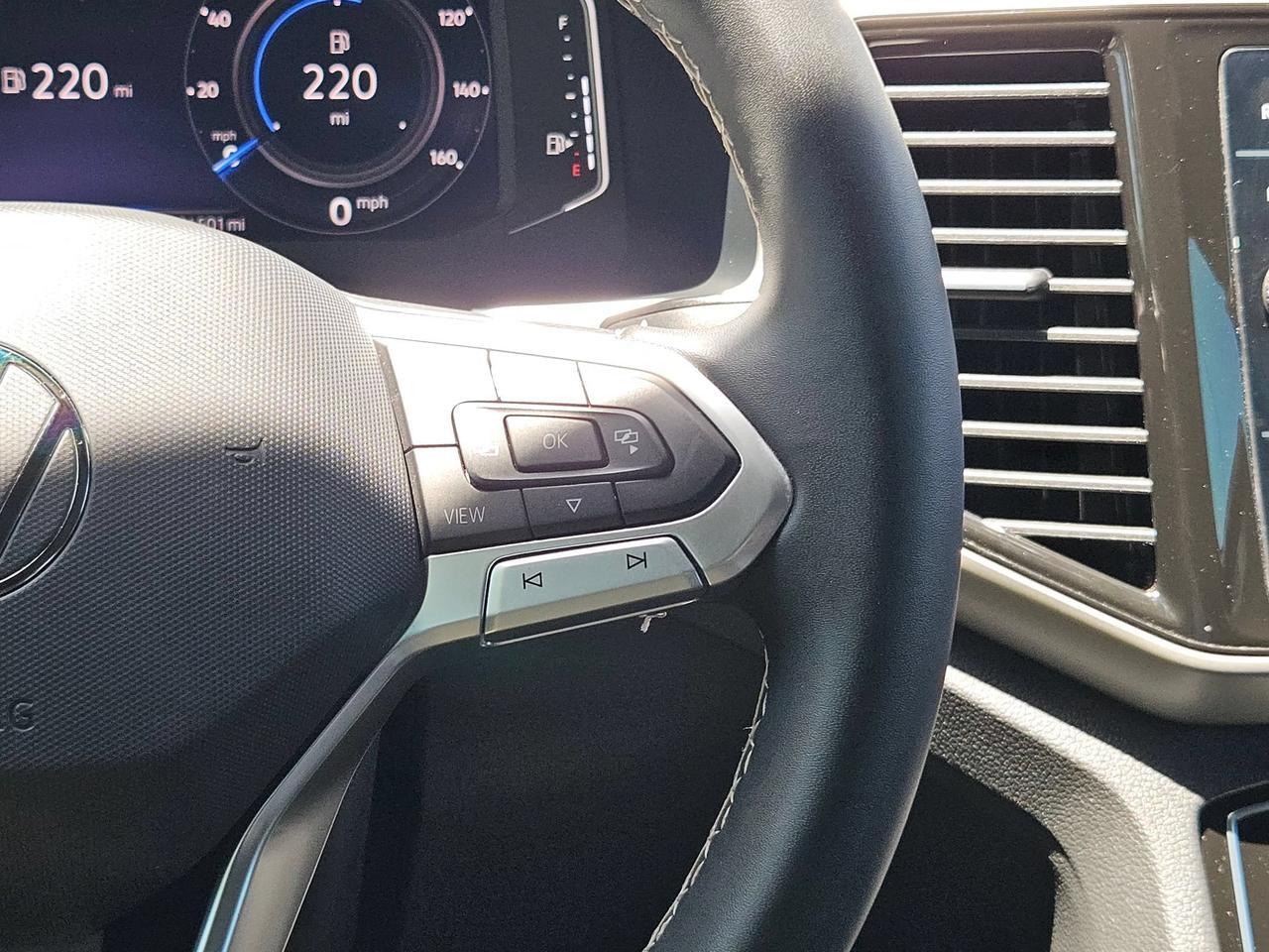 2023 Volkswagen Atlas Cross Sport 3.6L V6 SE w/Technology San Antonio TX