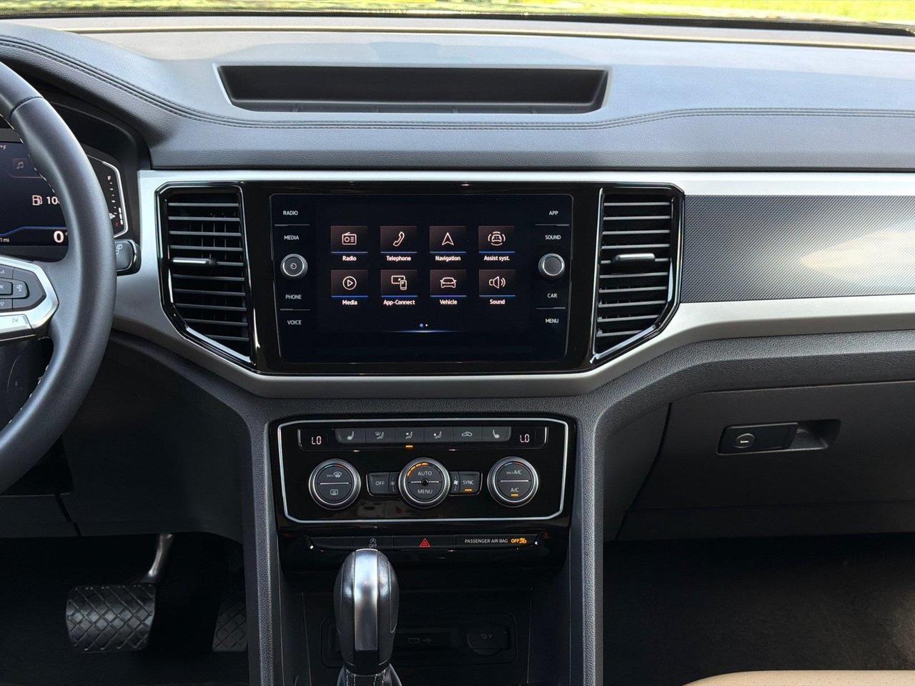 2023 Volkswagen Atlas Cross Sport 3.6L V6 SE w/Technology Hagerstown MD