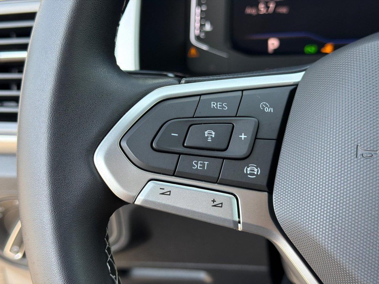 2023 Volkswagen Atlas Cross Sport 3.6L V6 SE w/Technology Hagerstown MD