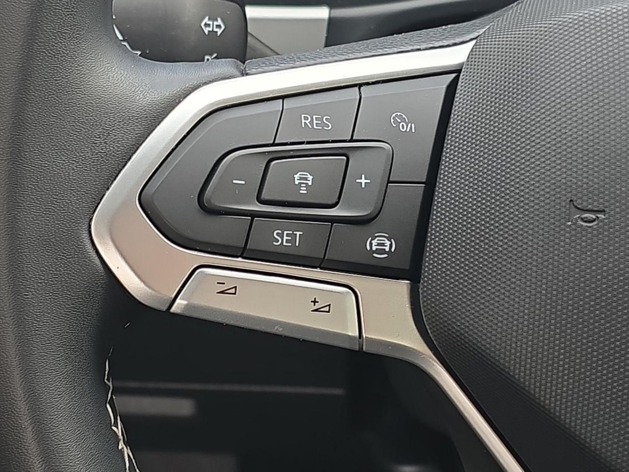 2023 Volkswagen Atlas Cross Sport 3.6L V6 SE w/Technology Glen Burnie MD