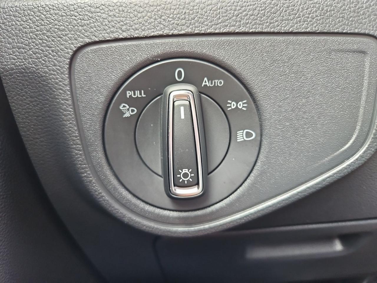 2023 Volkswagen Atlas Cross Sport 3.6L V6 SE w/Technology Waldorf MD