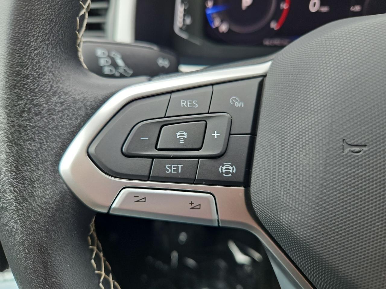 2023 Volkswagen Atlas Cross Sport 3.6L V6 SE w/Technology Waldorf MD