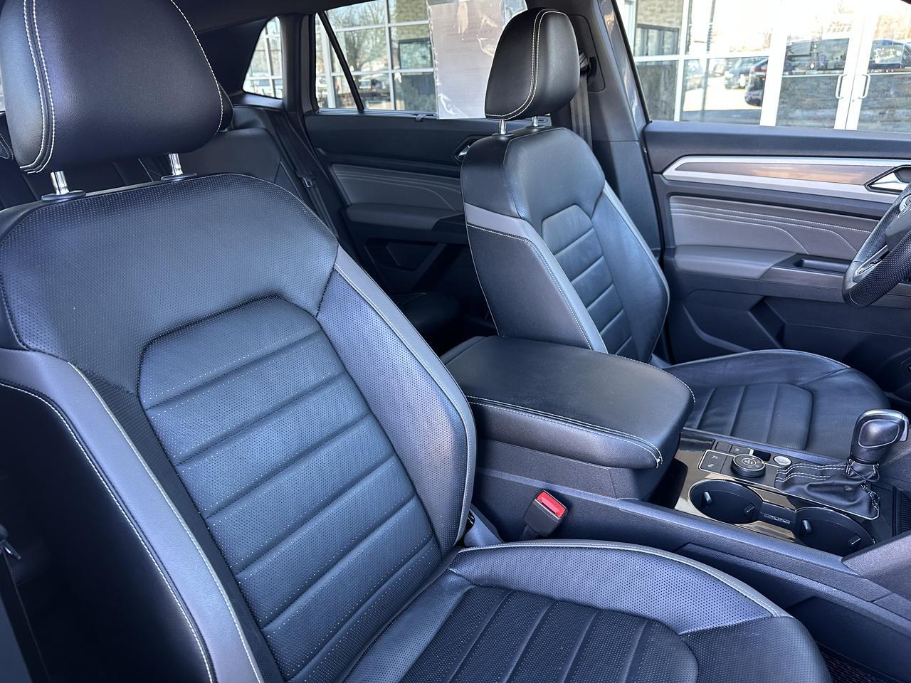 2023 Volkswagen Atlas Cross Sport 3.6L V6 SEL Premium R-Line