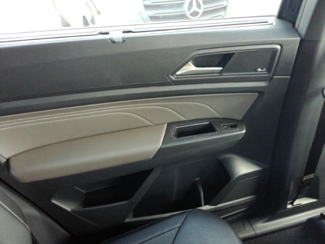2023 Volkswagen Atlas Cross Sport 3.6L V6 SEL Premium R-Line Plano TX