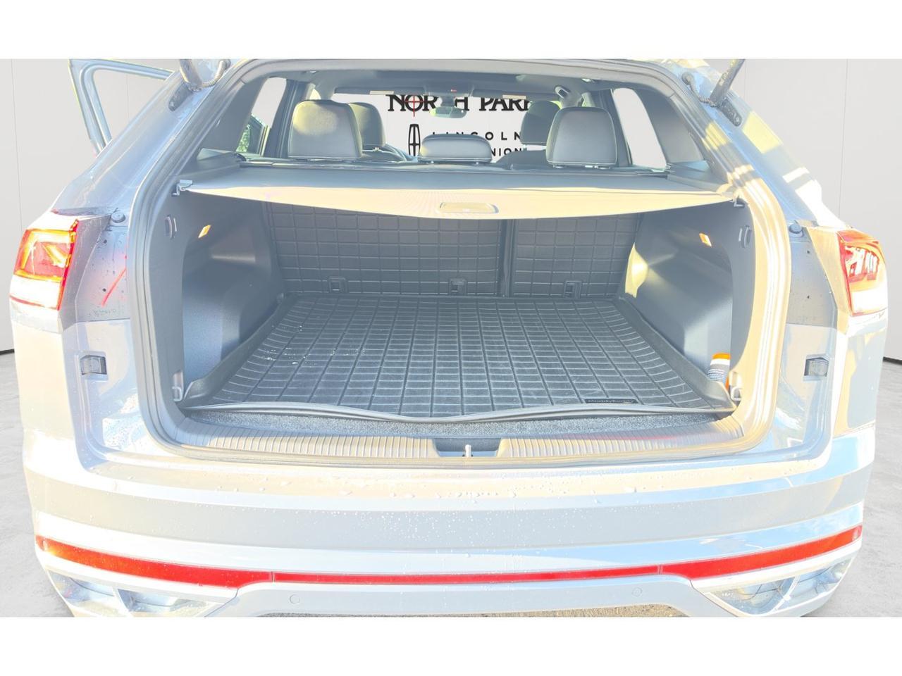 2023 Volkswagen Atlas Cross Sport 3.6L V6 SEL Premium R-Line