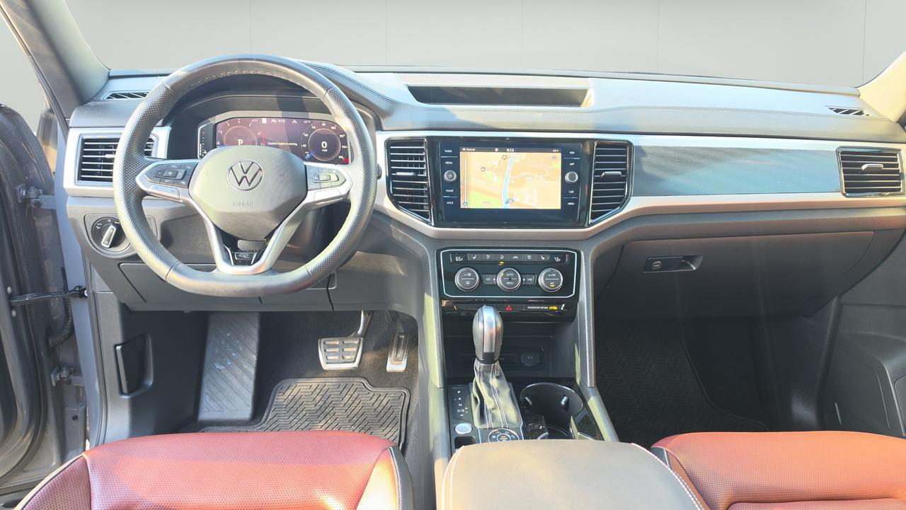 2023 Volkswagen Atlas Cross Sport 3.6L V6 SEL Premium R-Line