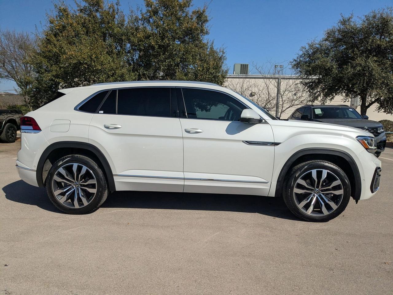 2023 Volkswagen Atlas Cross Sport 3.6L V6 SEL Premium R-Line