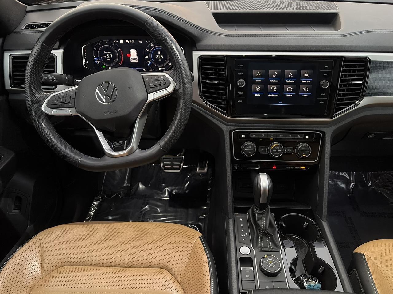 2023 Volkswagen Atlas Cross Sport 3.6L V6 SEL Premium R-Line Springfield VA