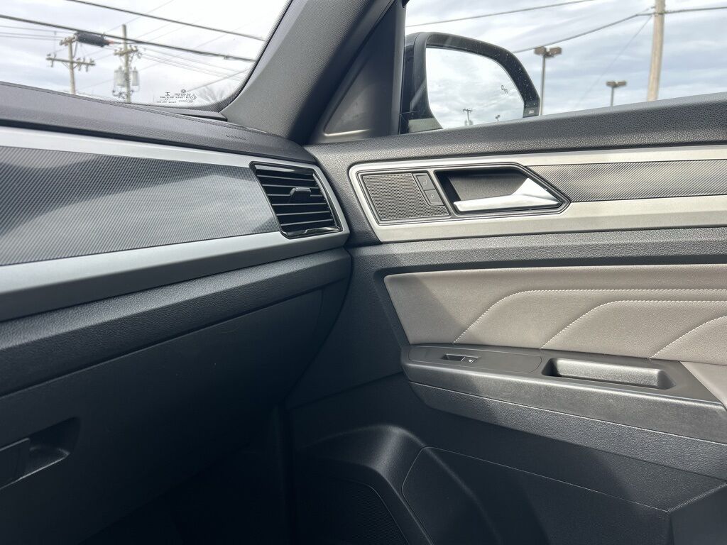 2023 Volkswagen Atlas Cross Sport 3.6L V6 SEL R-Line Crestwood KY