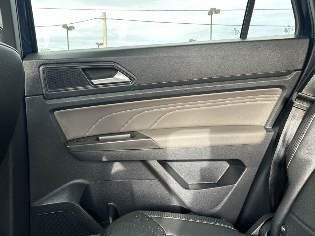 2023 Volkswagen Atlas Cross Sport 3.6L V6 SEL R-Line Crestwood KY