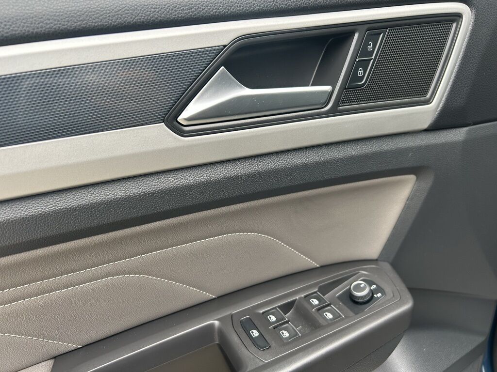 2023 Volkswagen Atlas Cross Sport 3.6L V6 SEL R-Line Crestwood KY