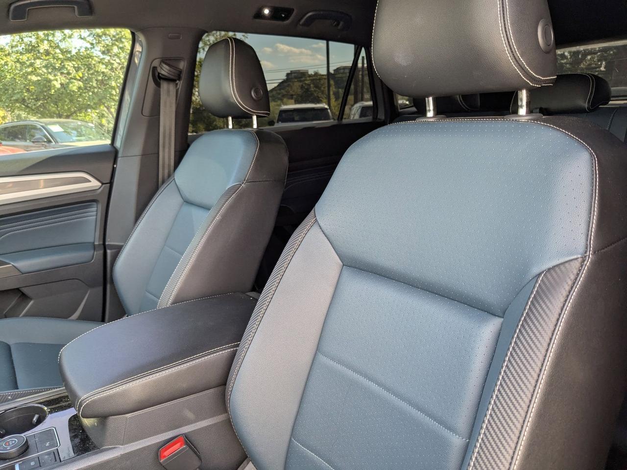 2023 Volkswagen Atlas Cross Sport 3.6L V6 SEL R-Line