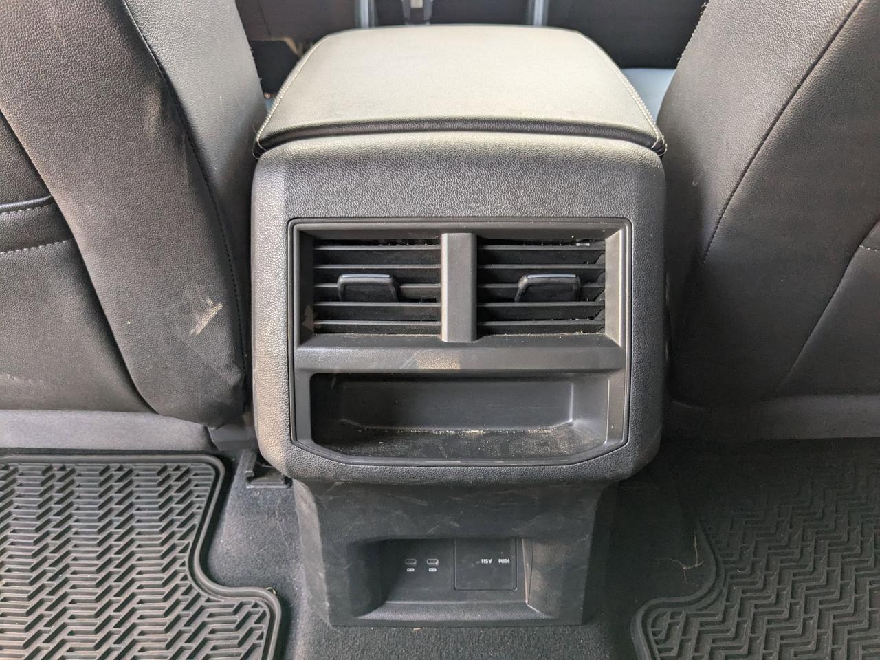 2023 Volkswagen Atlas Cross Sport 3.6L V6 SEL R-Line