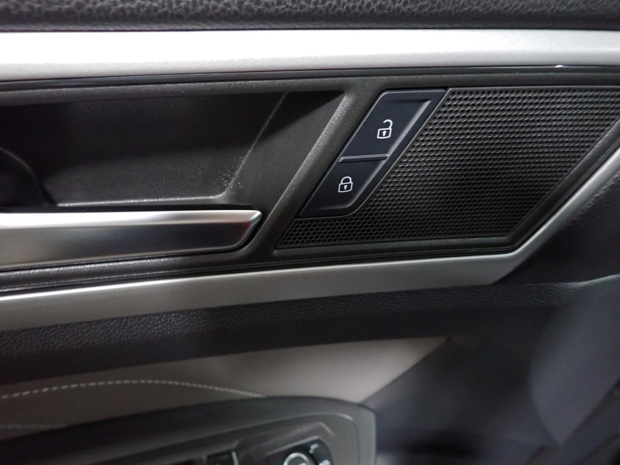 2023 Volkswagen Atlas Cross Sport Comfortline 4WD LEATHER Listowel ON