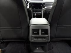 2023 Volkswagen Atlas Cross Sport SEL Premium R-Line AWD Fond du Lac WI