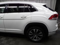 2023 Volkswagen Atlas Cross Sport SEL Premium R-Line AWD Fond du Lac WI