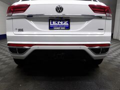 2023 Volkswagen Atlas Cross Sport SEL Premium R-Line AWD Fond du Lac WI