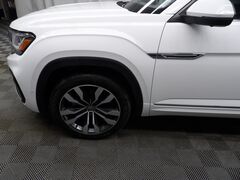 2023 Volkswagen Atlas Cross Sport SEL Premium R-Line AWD Fond du Lac WI