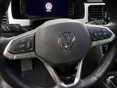 2023 Volkswagen Atlas Cross Sport SEL Premium R-Line AWD Fond du Lac WI